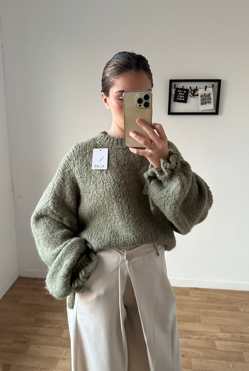 PULL à manches nouées
